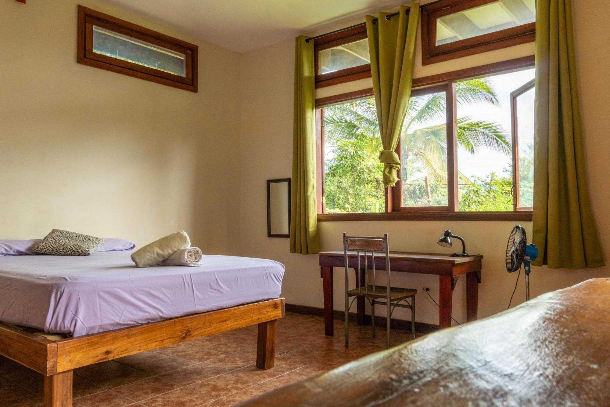 Garden Rooms Bocas Town Exterior foto